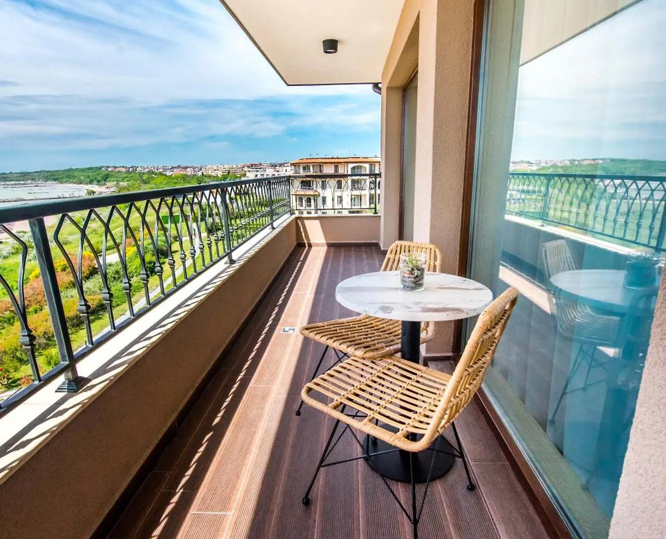 Natura All Seasons Boutique Hotel Burgas 4*,